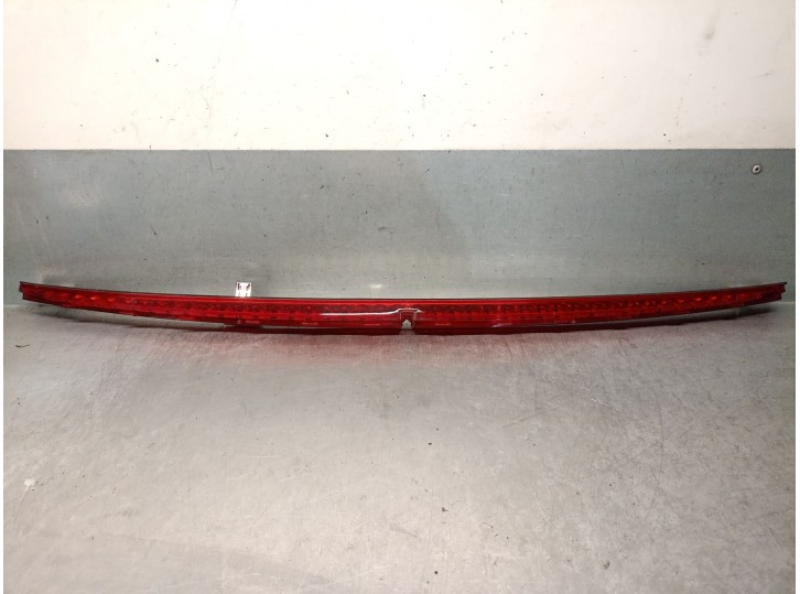 Replacement center brake light for Mercedes-Benz E-Class T-Model (S212) E 220 CDI / BlueTEC (212.202, 212.201), OEM reference