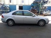 ford mondeo iii sedán (b4y) del año 2001