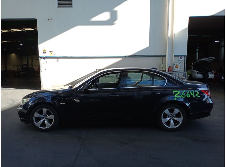 BMW 5 (E60)
