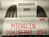 Replacement tire(s) for Lancia Voyager minivan (404_) 2.8 CRD (RT, 53), OEM IAM reference 22565R17106V