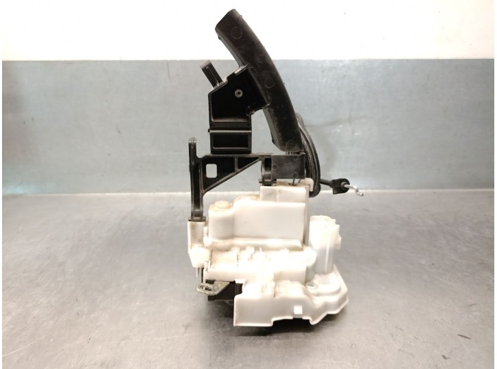 Replacement front left door lock for Alfa Romeo 159 (939_) 1.9 JTDM 16V (939AXC1B, 939AXC12), OEM/IAM reference