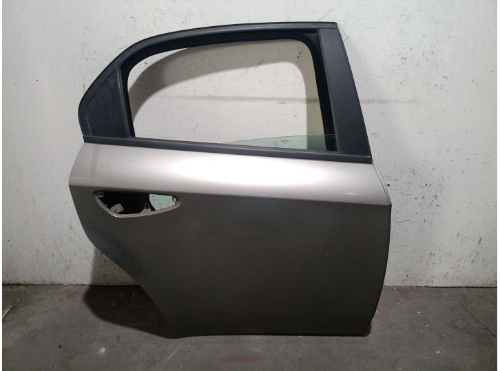Right rear door for Alfa Romeo 159 (939_) 1.9 JTDM 16V (939AXC1B, 939AXC12). OEM IAM reference: 50513856 5051