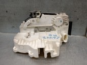Replacement front right door lock for a Lancia Voyager minivan (404_) 2.8 CRD (RT, 53), OEM IAM reference 04589694