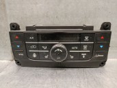 Replacement climate control unit for Lancia Voyager minivan (404_) 2.8 CRD (RT, 53), OEM IAM reference P68111337AF K68111337AF