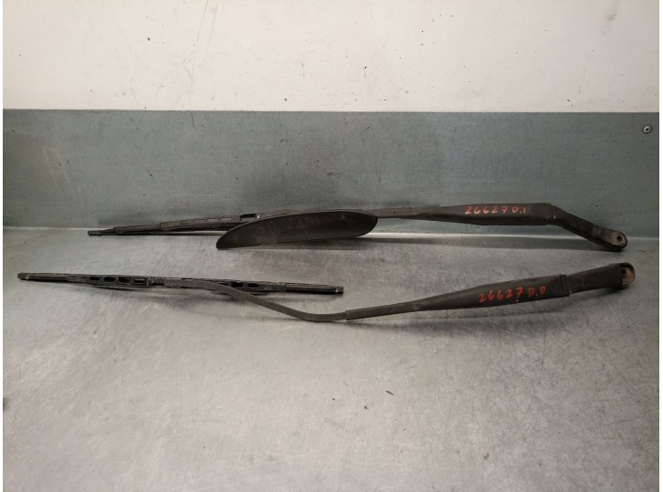 Replacement right front windshield wiper arm for Hyundai Coupe I (RD) 1.6 16V, OEM IAM reference 9832027000 9832027000