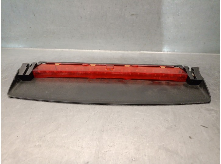 Recambio de luz central de freno para audi a5 (8t3) 2.7 tdi referencia OEM IAM 8T0945097 8T0945097 