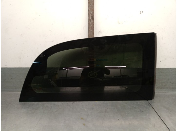 Replacement right rear quarter window for Lancia Voyager minivan (404_) 2.8 CRD (RT, 53), OEM/IAM reference K05109660AG K