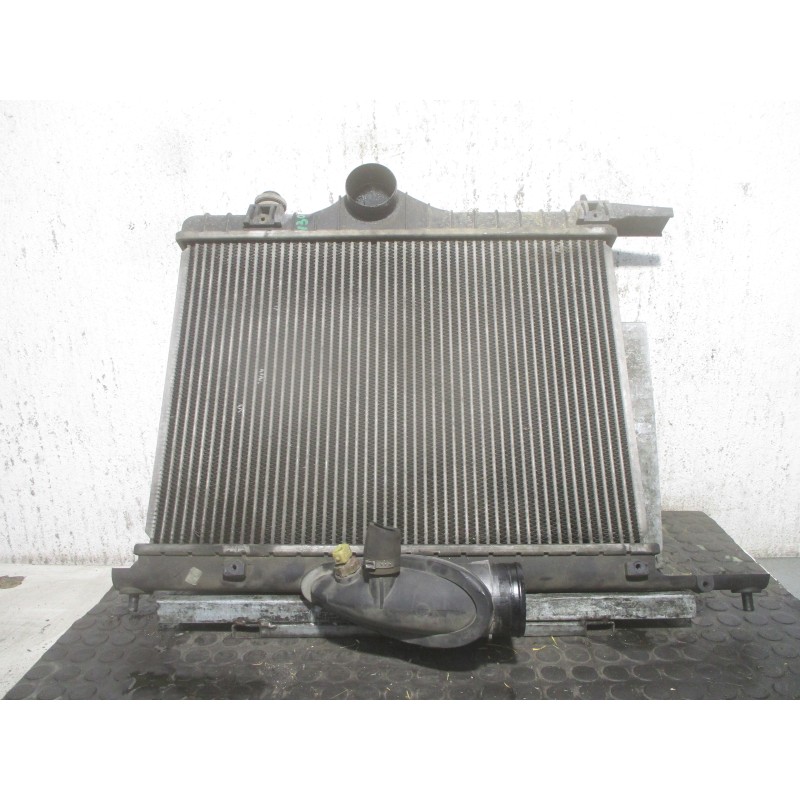 Recambio de intercooler para volvo v40 familiar 1.9 turbo cat referencia OEM IAM 30821931  