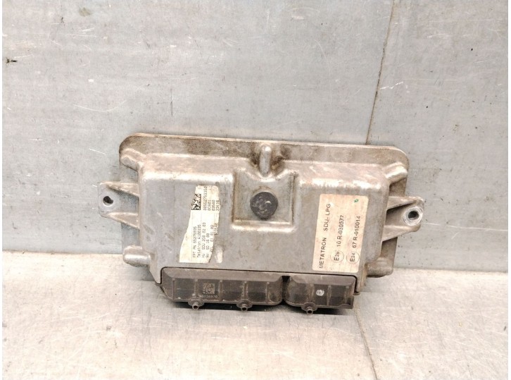 Replacement engine control unit (ECU) for Fiat Tipo hatchback (356_, 357_) 1.4 (356HXF1B), OEM/IAM reference 55275935