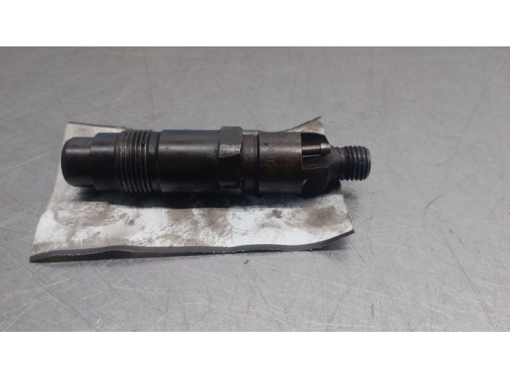 Recambio de inyector para peugeot boxer furgoneta (230l) 2.5 d referencia OEM IAM 090021268 1980G8 