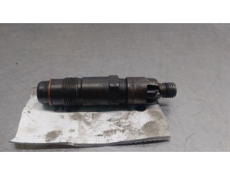 Recambio de inyector para peugeot boxer furgoneta (230l) 2.5 d referencia OEM IAM 090021268 1980G8 