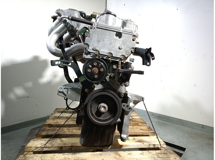 Replacement complete engine for Nissan Primera Hatchback (P12) 1.6, OEM/IAM references QG16 10102AU0SB 068262Q