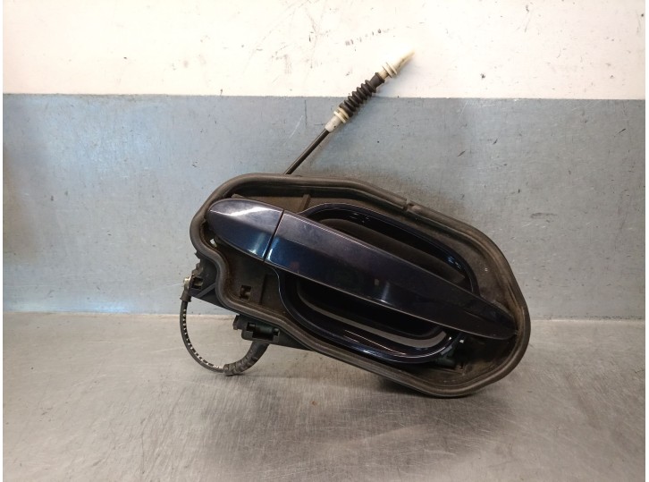 Replacement left rear exterior door handle for BMW 5 (E60) 520 d, OEM IAM reference 51217034543 51217199555