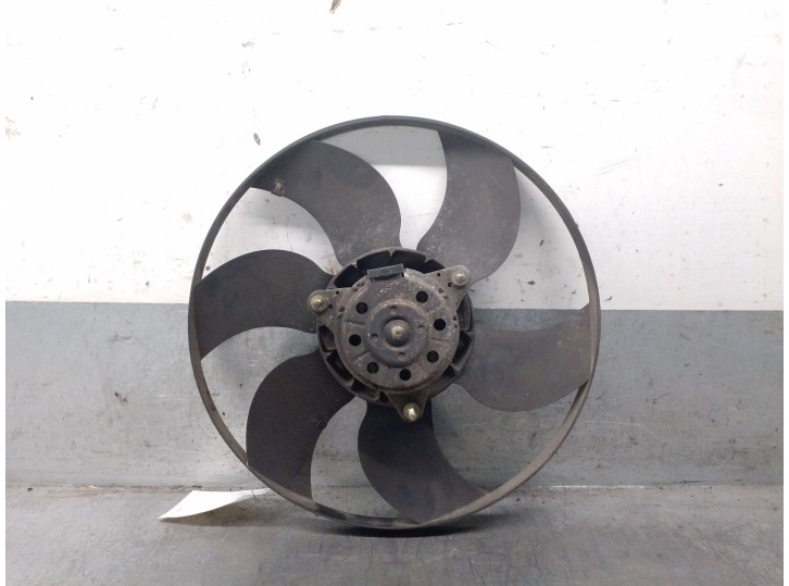 Radiator cooling fan for Renault Master II van 2.5 dCi 120