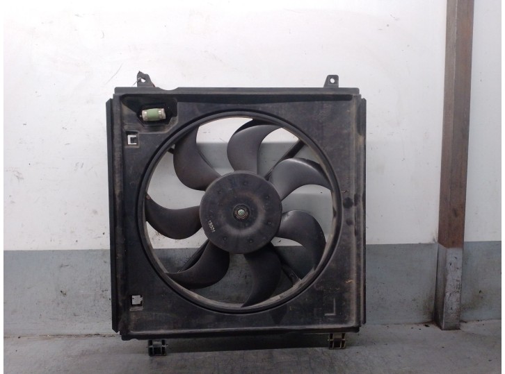 Recambio de electroventilador para ssangyong tivoli 1.6 xdi 160 referencia OEM IAM 2132035200 