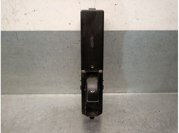 Replacement left rear power window switch for Saab 9-3 (YS3F, E79, D79, D75) 1.9 TiD, OEM/IAM reference 12758534