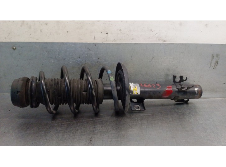 Replacement left front shock absorber for SEAT Ibiza IV ST (6J8, 6P8) 1.6 TDI, OEM/IAM references 6R0413031BT 6R0413031BT