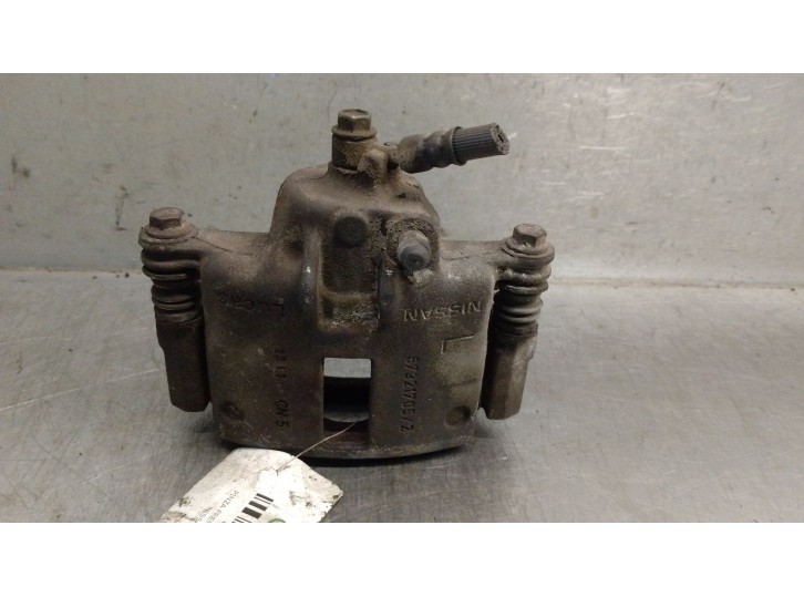 Replacement left front brake caliper for a Nissan Micra II (K11) 1.3 i 16V, OEM IAM reference 673217052