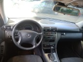 mercedes-benz clase c (w203) del año 2001