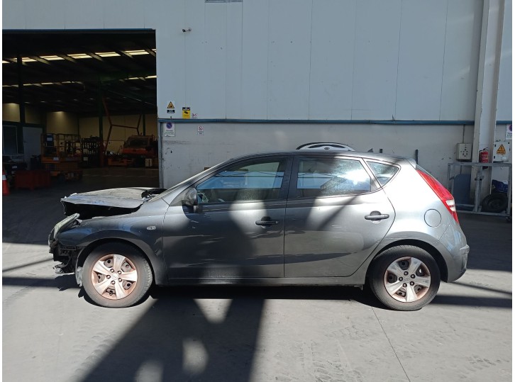 HYUNDAI I30 (FD)