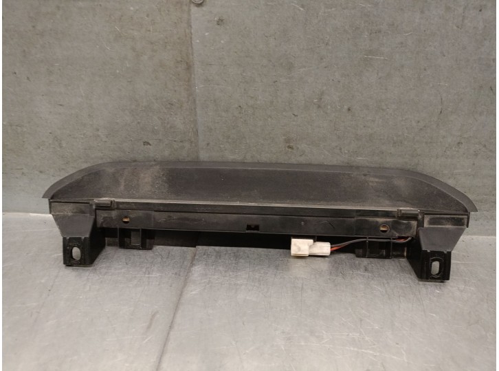 Replacement center brake light for Kia Carens IV 1.7 CRDi, OEM/IAM references 26590BM400 26590BM400