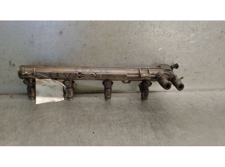Recambio de rampa inyectora para seat leon (1m1) 1.6 16 v referencia OEM IAM 036133319 036133320B 