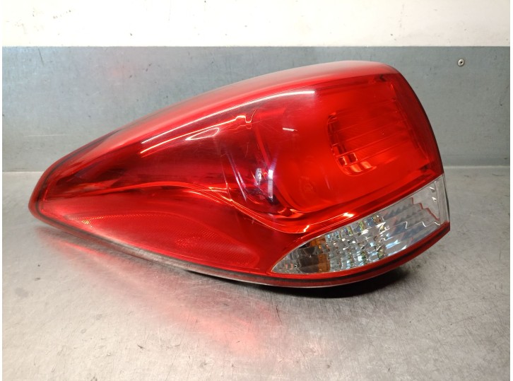 Left tail light for Kia Carens IV 1.7 CRDi, OEM/IAM reference 92401A4020 92401A4020