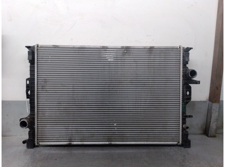 Replacement engine coolant radiator for Land Rover Range Rover Evoque (L538) 2.2 D 4x4, OEM/IAM reference 6G918005FD LR039530