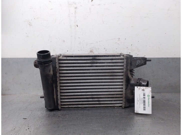 Recambio de intercooler para nissan pulsar hatchback (c13) 1.2 dig-t referencia OEM IAM 144613ZU1B 144613ZU1B 