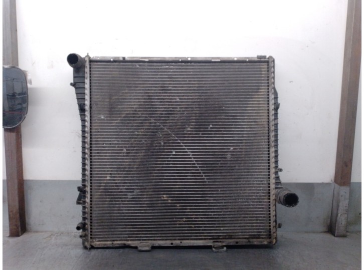 Replacement engine coolant radiator for BMW X5 (E53) 3.0 D, OEM/IAM references 17117544669 17117544669