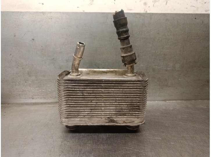 Replacement engine oil cooler for BMW X5 (E53) 3.0 D, OEM IAM reference 17101439112 11422247204