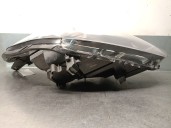 Replacement right headlight for Kia Carens IV 1.7 CRDi. OEM/IAM reference: 92102A4180 92102A4180