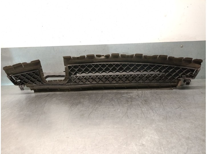 Front radiator grille for Opel Corsa E (X15) 1.3 CDTI (08, 68)