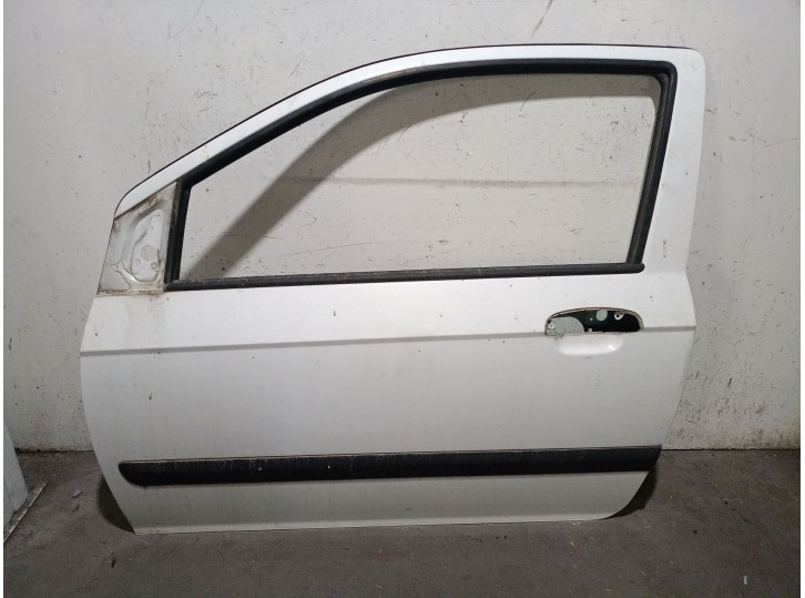 Replacement left front door for Hyundai Getz (TB) 1.1, OEM IAM reference 760031C020 760031C020