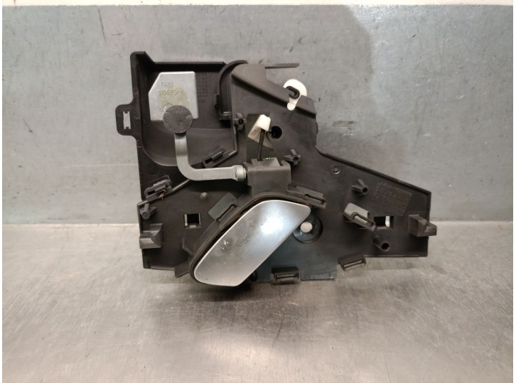 Replacement left front interior door handle for Citroën C5 II (RC_) 2.0 HDi (RCRHRH), OEM/IAM references 9649218977 9143H7