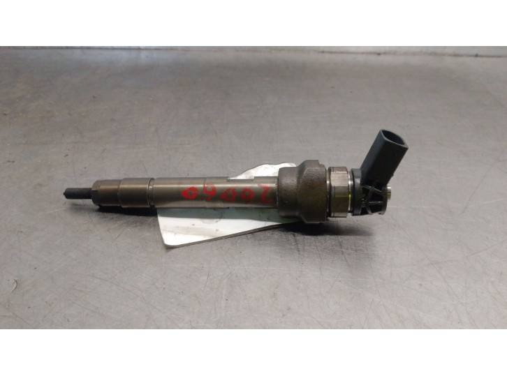 Recambio de inyector para bmw x3 (f25) xdrive 20 d referencia OEM IAM 781070202 0445110478