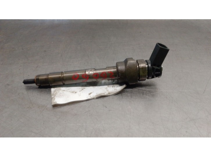 Recambio de inyector para bmw x3 (f25) xdrive 20 d referencia OEM IAM 781070202 0445110478