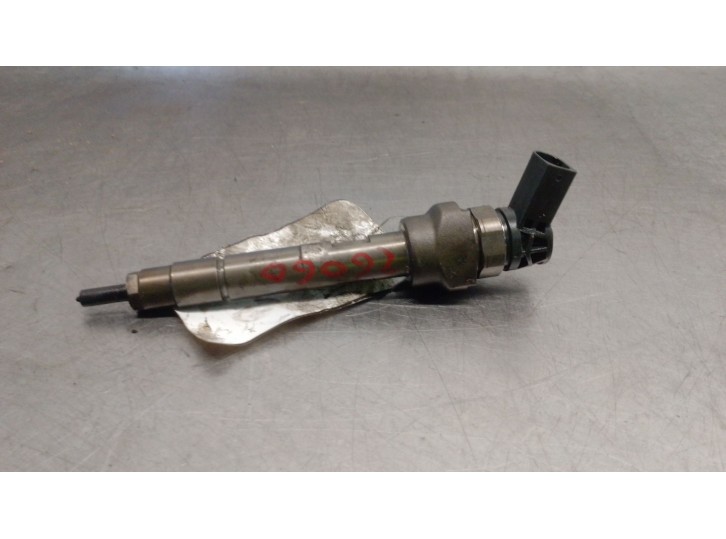Recambio de inyector para bmw x3 (f25) xdrive 20 d referencia OEM IAM 781070202 0445110478
