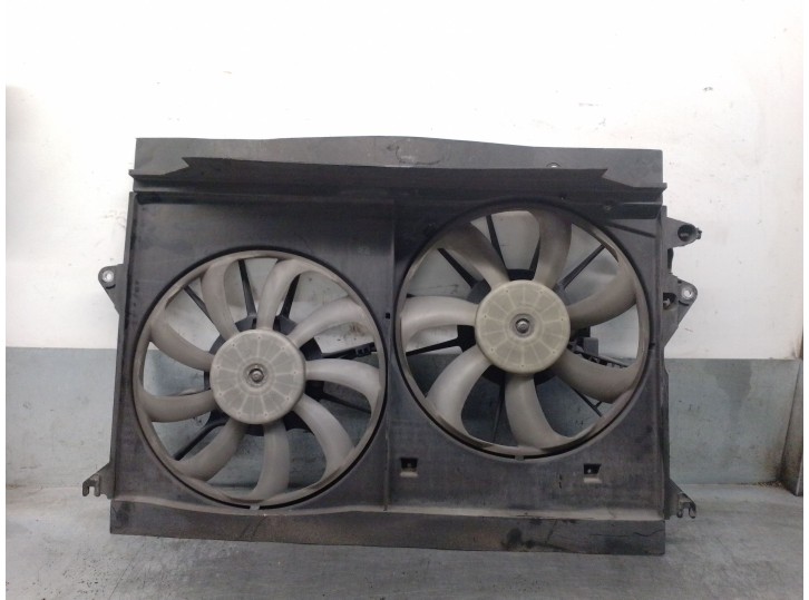 Recambio de electroventilador para toyota auris (_e15_) 2.2 d (ade157_, ade151_) referencia OEM IAM 167110R020 167110R020 