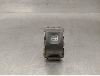 Replacement front right power window switch for Renault Express van/MPV 1.5 Blue dCi 95 (F6AB), OEM IAM reference 2