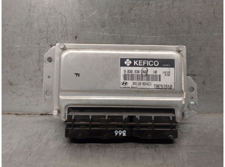 Replacement engine control unit (ECU) for Hyundai Getz (TB) 1.1. OEM IAM reference: 3911002421
