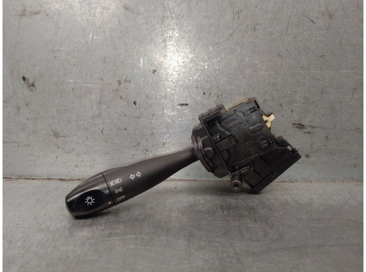 Recambio de mando luces para hyundai getz (tb) 1.1 referencia OEM IAM 934101C000 934101C000 