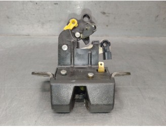 Trunk / hatch latch replacement part for Hyundai Getz (TB) 1.1, OEM IAM reference 812301C030 812301C030