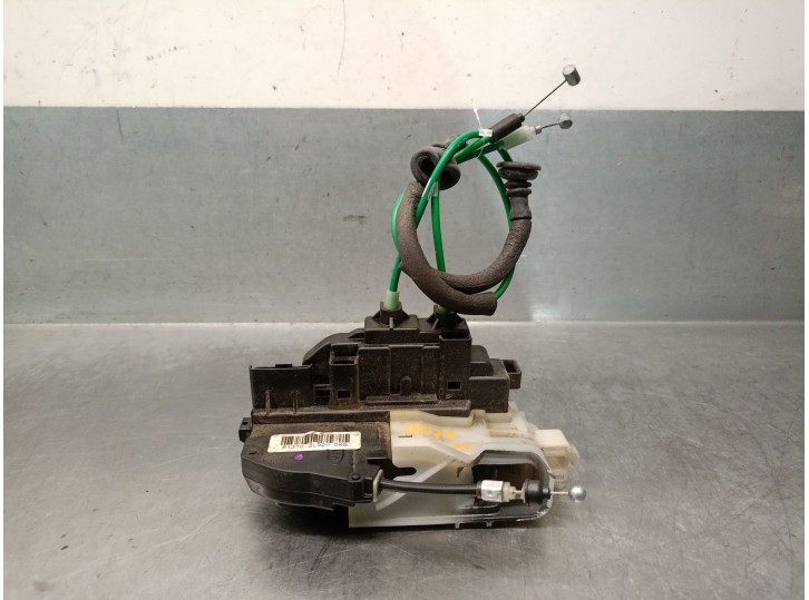 Replacement left front door lock for Hyundai i30 (FD) 1.4. OEM/IAM reference: 813102L020 813102L020