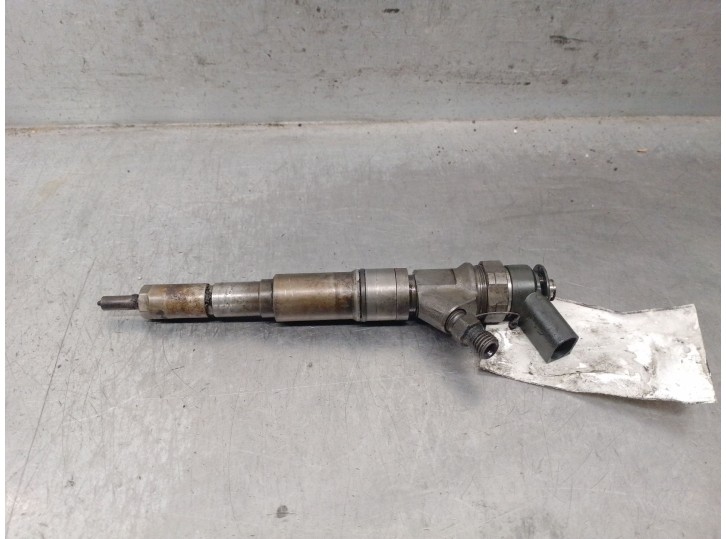 Recambio de inyector para bmw 5 (e60) 520 d referencia OEM IAM 7793836 0445110216