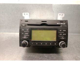 Replacement audio system / CD radio for Hyundai i30 (FD) 1.4, OEM/IAM references 961602L200 961602L2004X