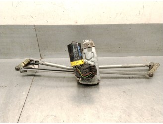 Replacement front wiper motor for Audi A6 C4 (4A2) 2.5 TDI. OEM/IAM references: 4A1955113C 4A1955113C 0390241330