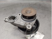 Recambio de bomba agua para kia carens iv 1.7 crdi referencia OEM IAM 251002A300 251002A300 