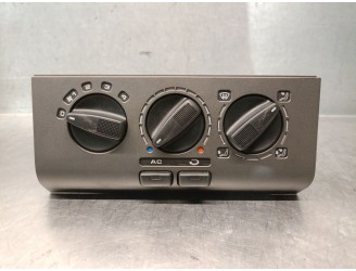 Replacement heating / air conditioning control for SEAT Toledo I (1L2) 1.9 TDI. OEM/IAM references: 1L0820045B 1L0820045B