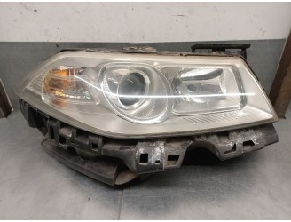 Replacement right headlight for Renault Mégane II Sedan (LM0/1_) 1.5 dCi (LM1E), OEM IAM reference 8200412754 8200412754